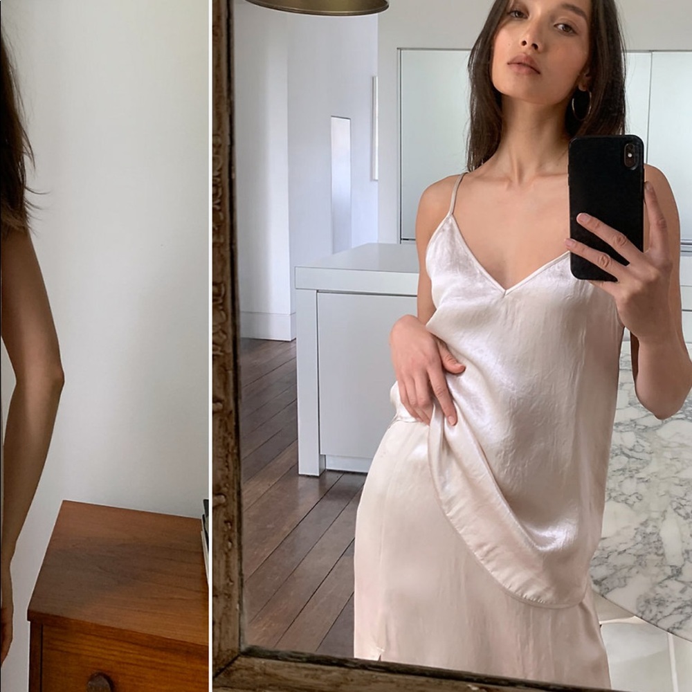 Aritzia Babaton Everly Satin V neck Camisole S